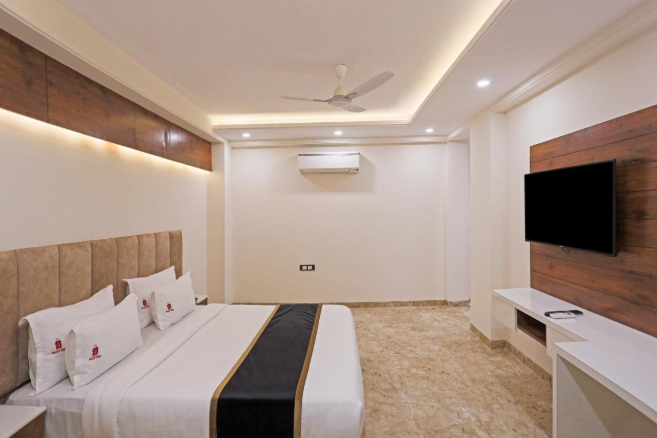 Hotel Deluxe Stay Inn - Near Delhi Airport Yeni Delhi Dış mekan fotoğraf