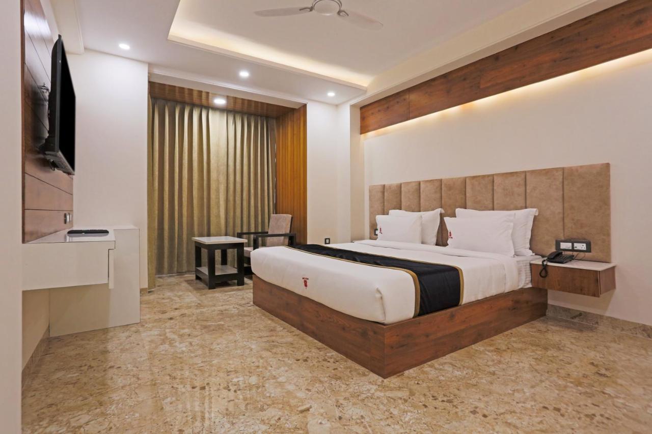 Hotel Deluxe Stay Inn - Near Delhi Airport Yeni Delhi Dış mekan fotoğraf