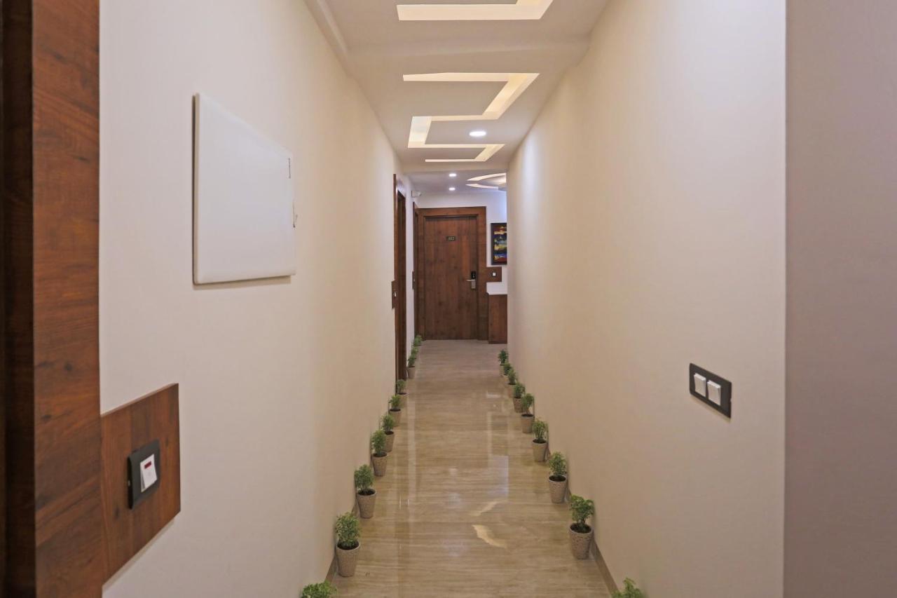 Hotel Deluxe Stay Inn - Near Delhi Airport Yeni Delhi Dış mekan fotoğraf