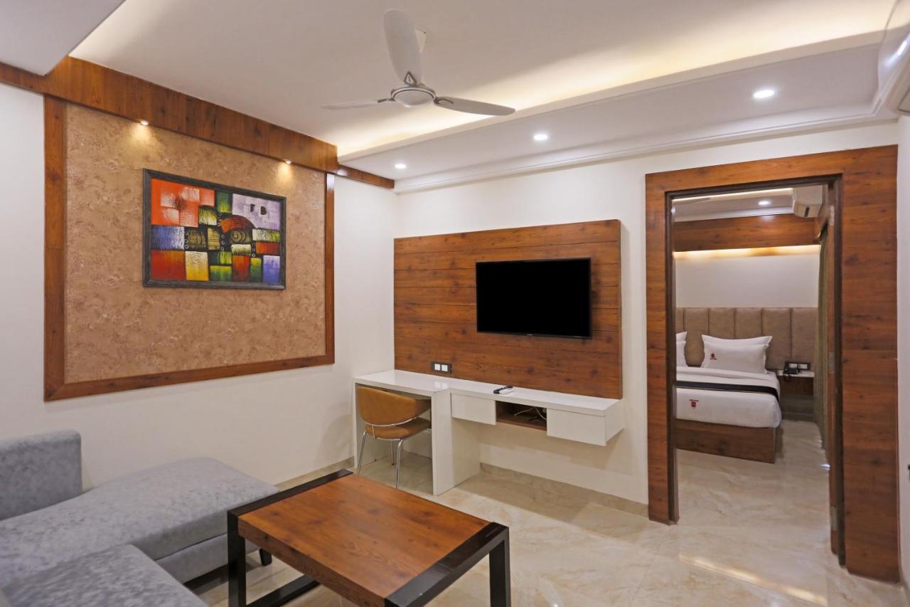 Hotel Deluxe Stay Inn - Near Delhi Airport Yeni Delhi Dış mekan fotoğraf