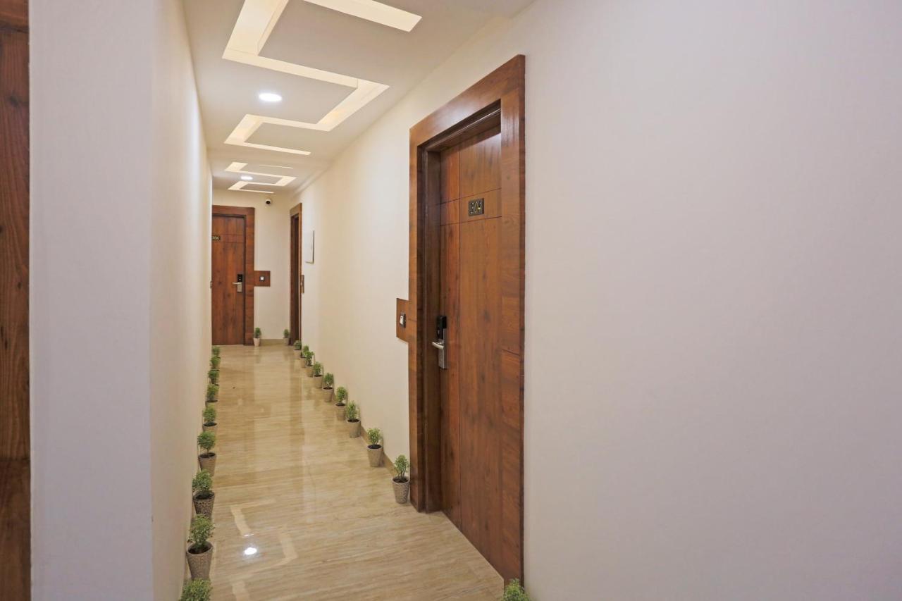 Hotel Deluxe Stay Inn - Near Delhi Airport Yeni Delhi Dış mekan fotoğraf