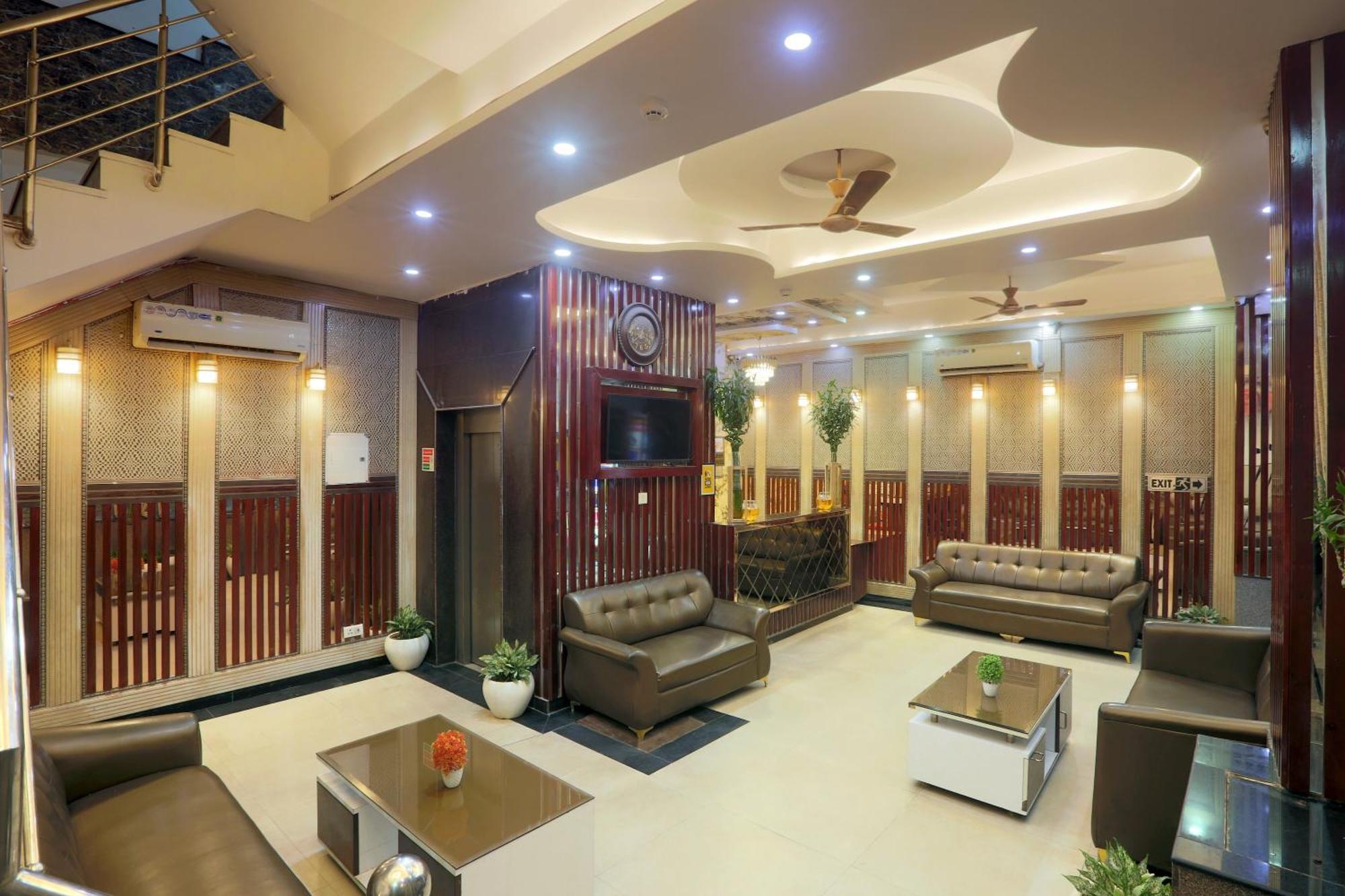 Hotel Deluxe Stay Inn - Near Delhi Airport Yeni Delhi Dış mekan fotoğraf